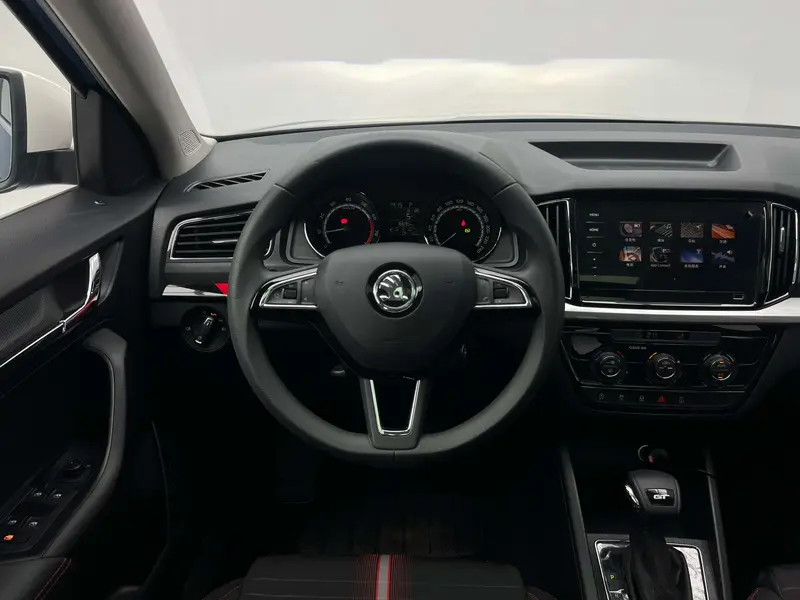 Komic GT 2020 facelift TSI230 DSG flagship version
