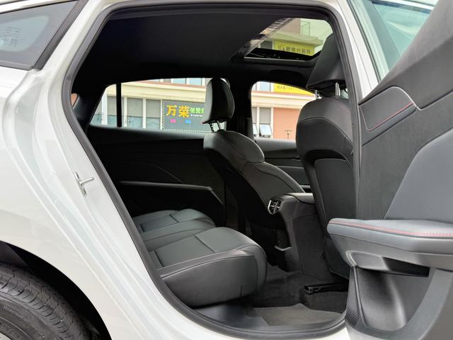 MG MG5 2025 180DVVT worldwide Luxury