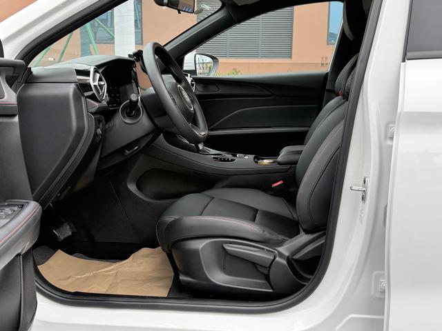 MG MG5 2025 180DVVT worldwide Luxury