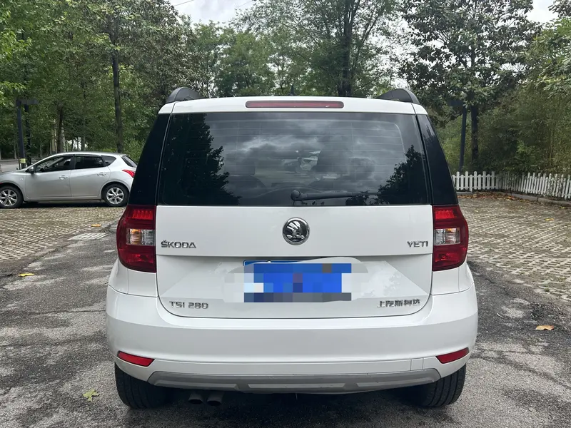 Yeti 2017 TSI280 DSG Car Enjoy Brother Edition
