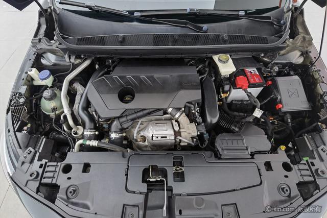Peugeot 408 2019 360THP Auto Luxury China VI