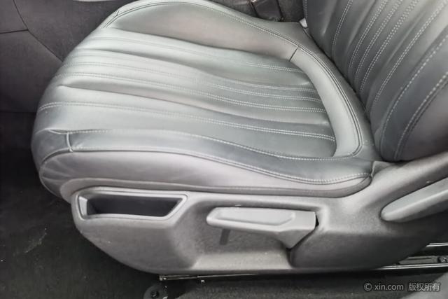 Peugeot 408 2019 360THP Auto Luxury China VI