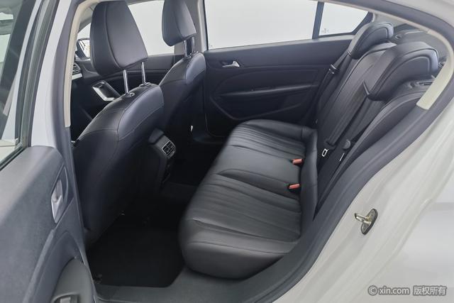 Peugeot 408 2019 360THP Auto Luxury China VI
