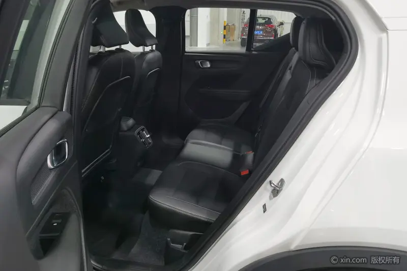 Volvo XC40 2020 T3 2WD Smart Travel Fashion Edition