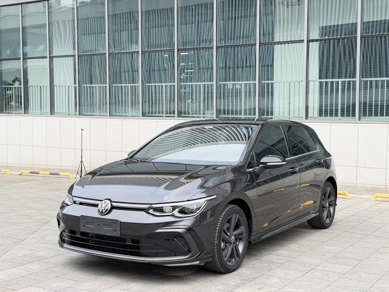 Volkswagen Golf R-line