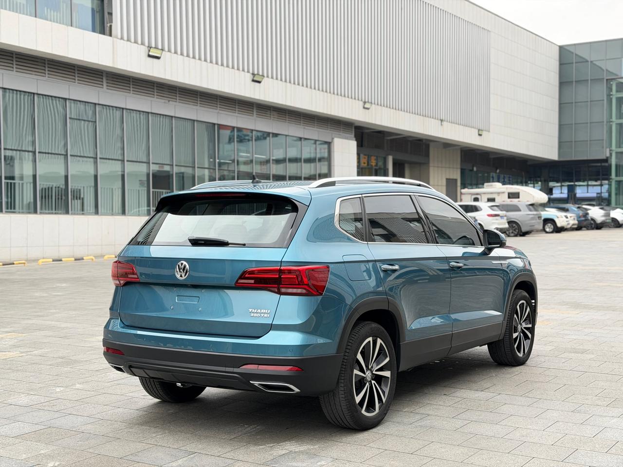 Volkswagen Tharu