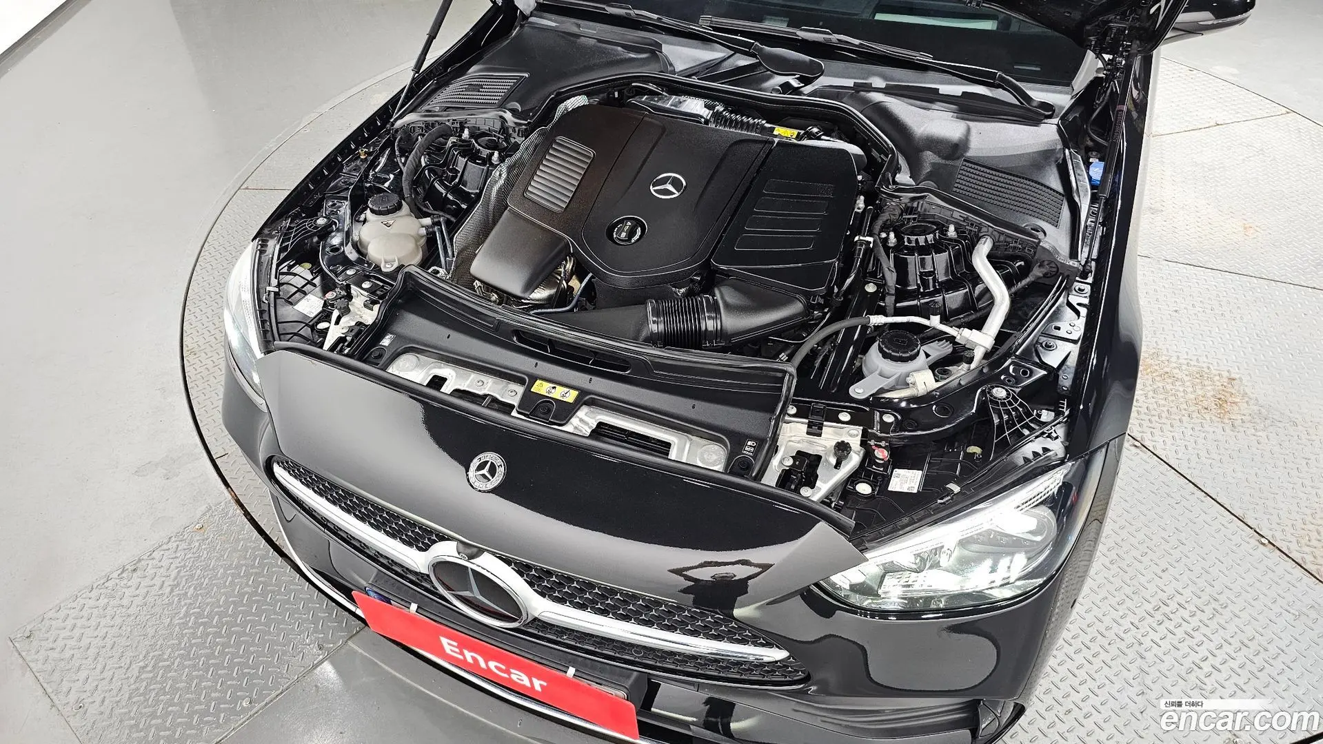 Mercedes-Benz C-Class C300 4MATIC AMG Line