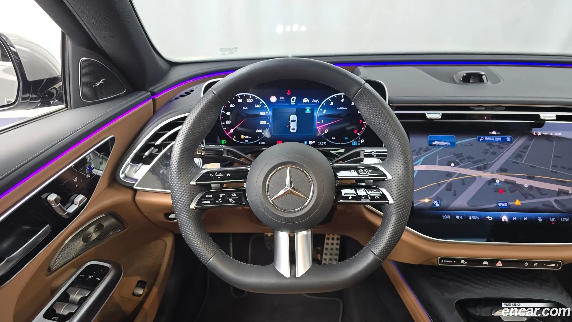 Mercedes-Benz E-Class E300 4MATIC AMG Line Premiere Special 2021