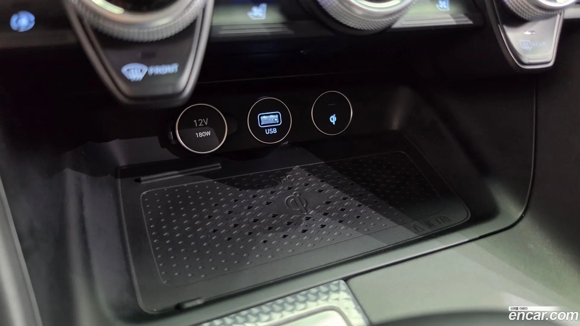 Genesis G70 Gasoline 3.3T 2WD 2018
