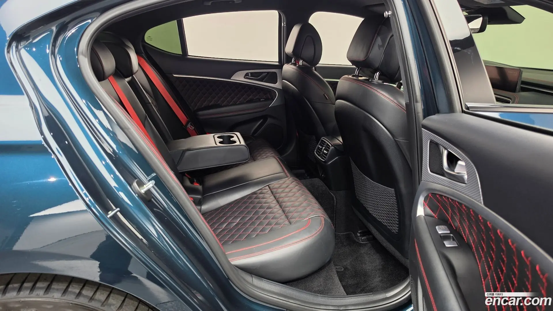 Genesis G70 Gasoline 3.3T 2WD 2018