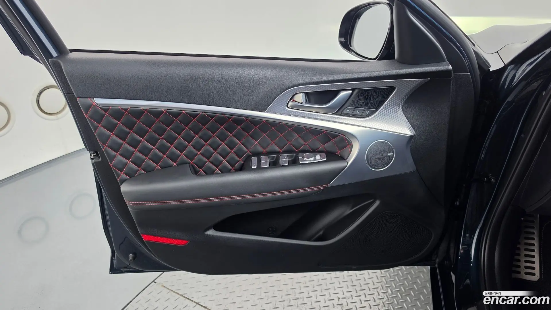 Genesis G70 Gasoline 3.3T 2WD 2018