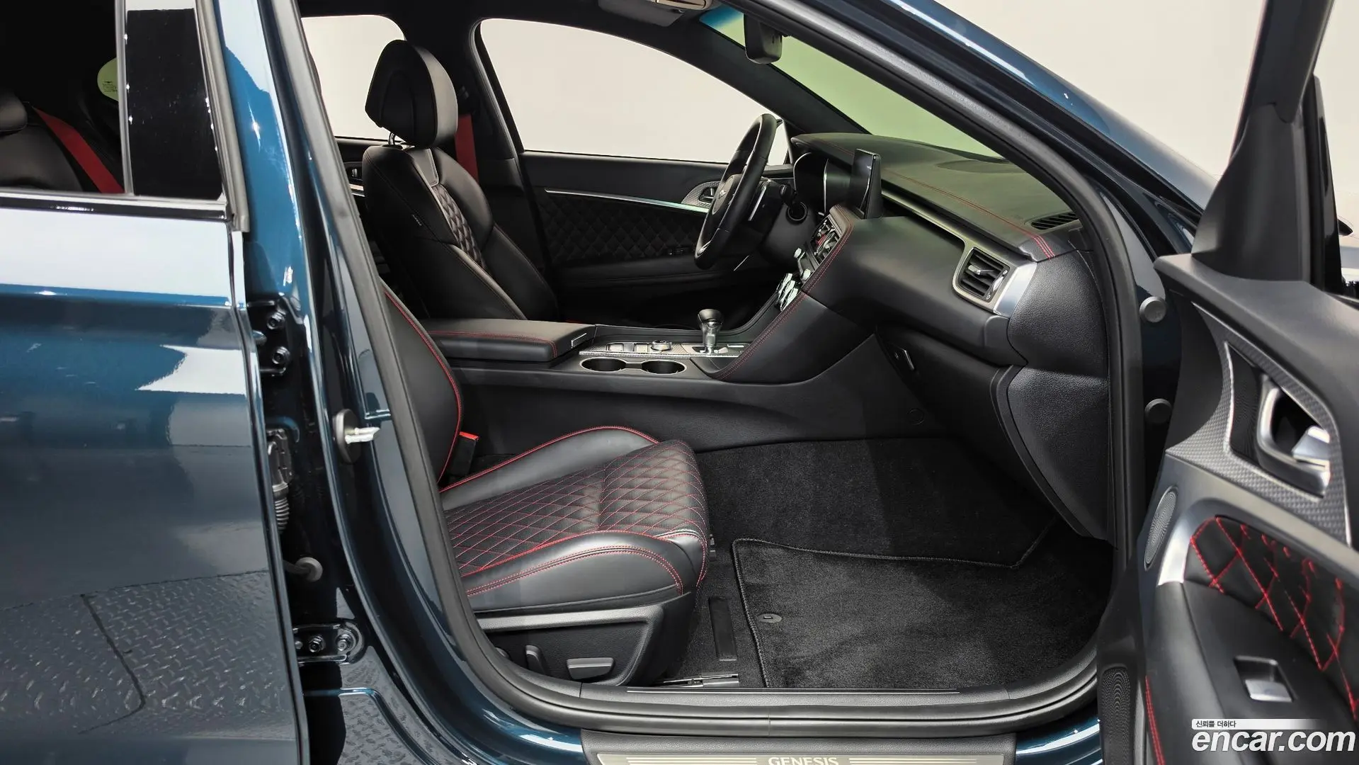 Genesis G70 Gasoline 3.3T 2WD 2018