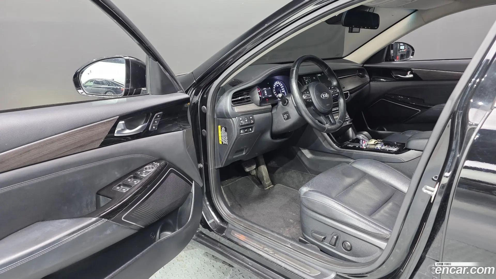 Kia K7 2.5 GDI Noblesse