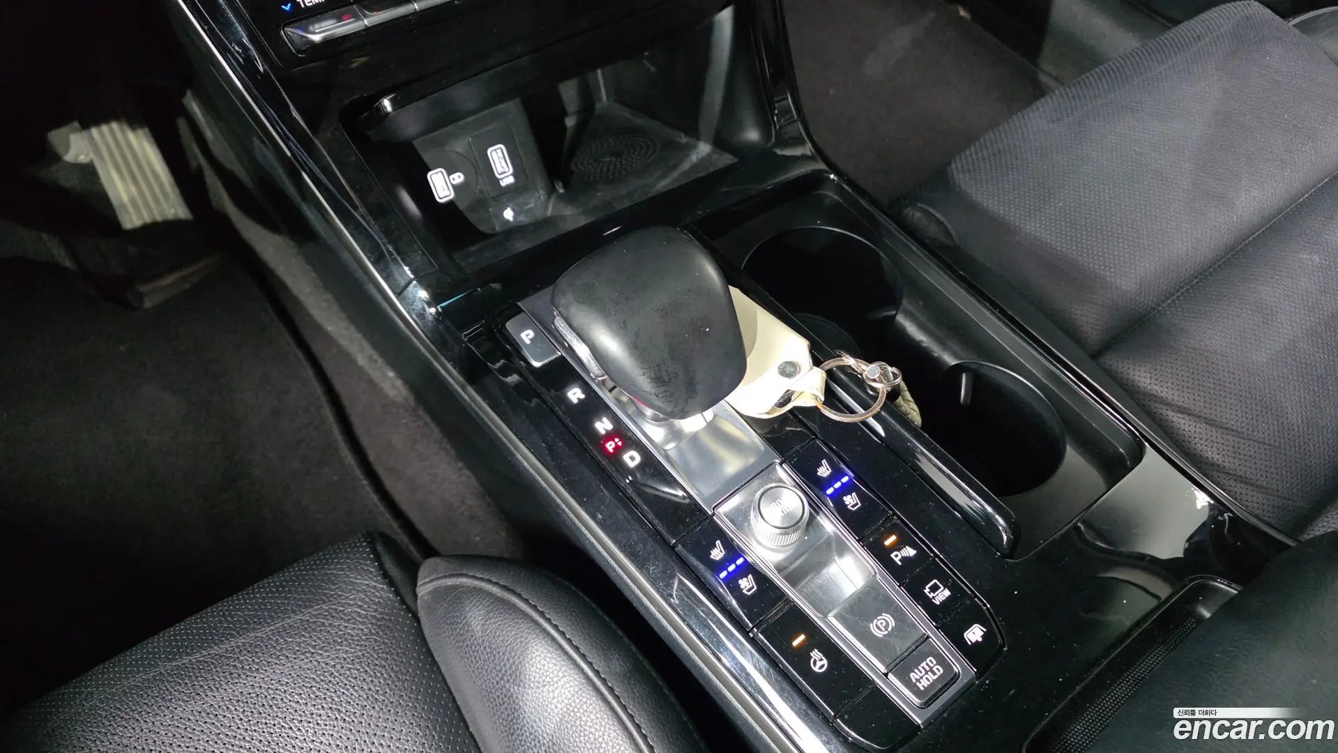 Kia K7 2.5 GDI Noblesse