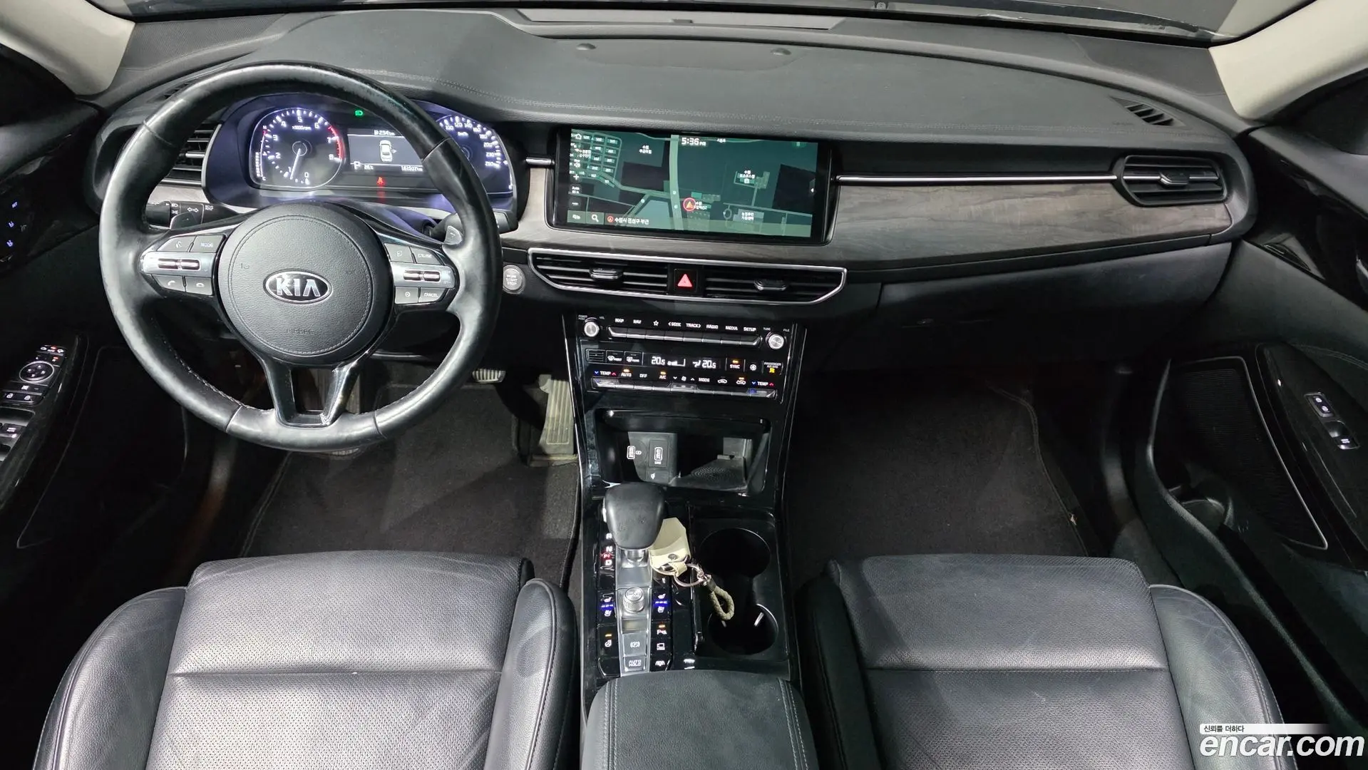 Kia K7 2.5 GDI Noblesse