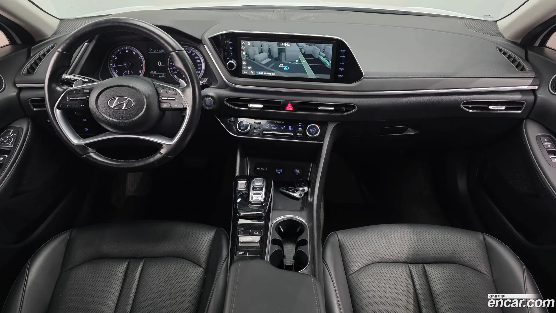 Hyundai Sonata 2.0 LPG(rental car)
