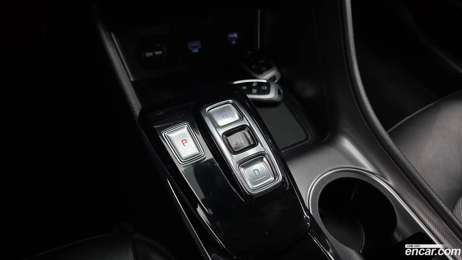 Hyundai Sonata 2.0 LPG(rental car)