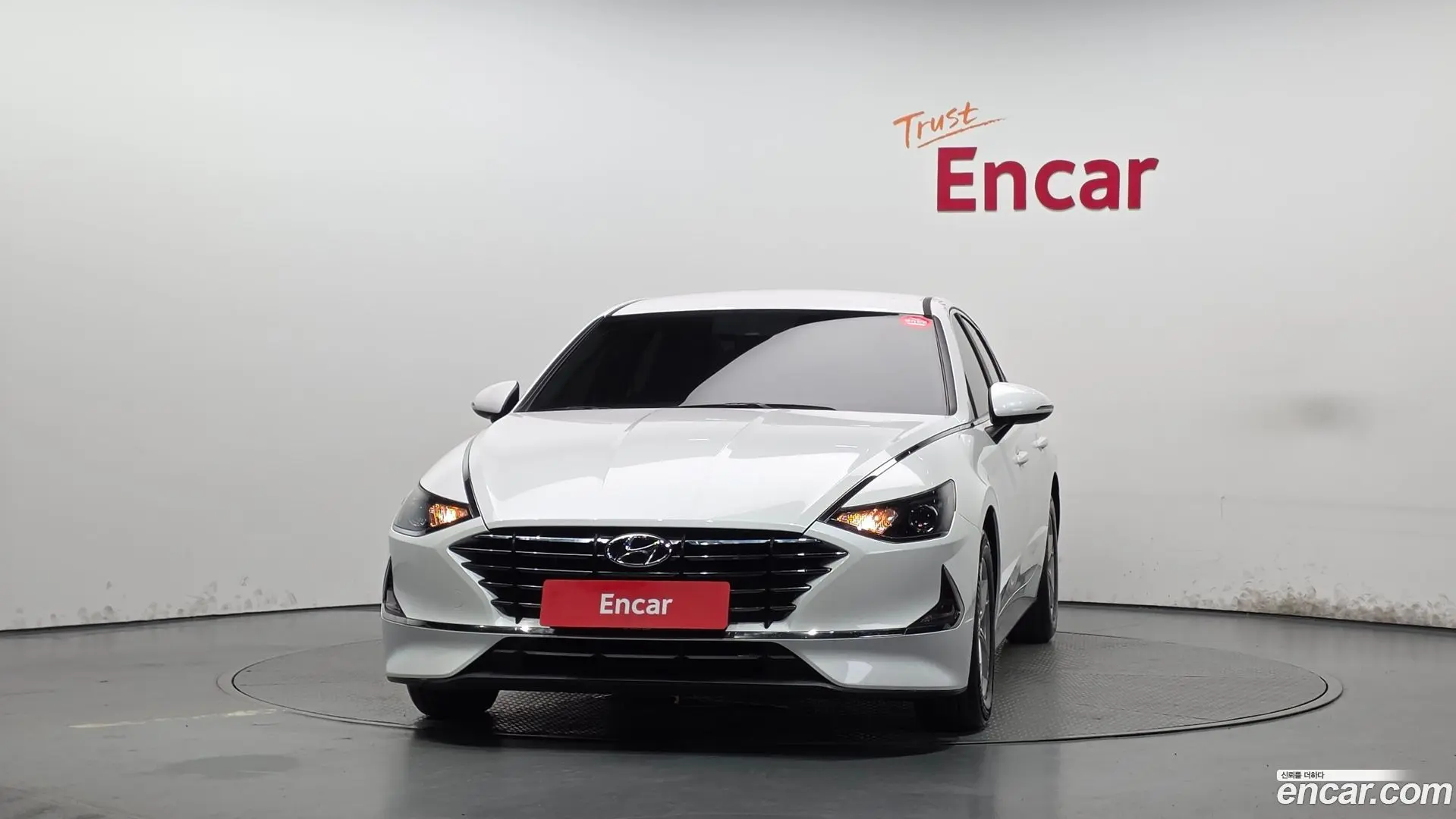 Hyundai Sonata 2.0 LPG(rental car)