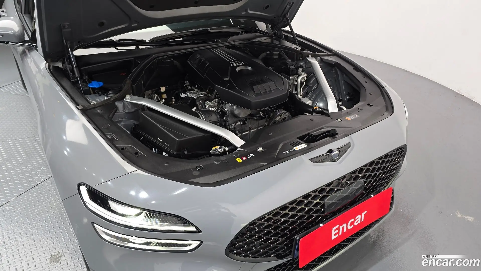 Genesis G70 Gasoline 2.0T 2WD