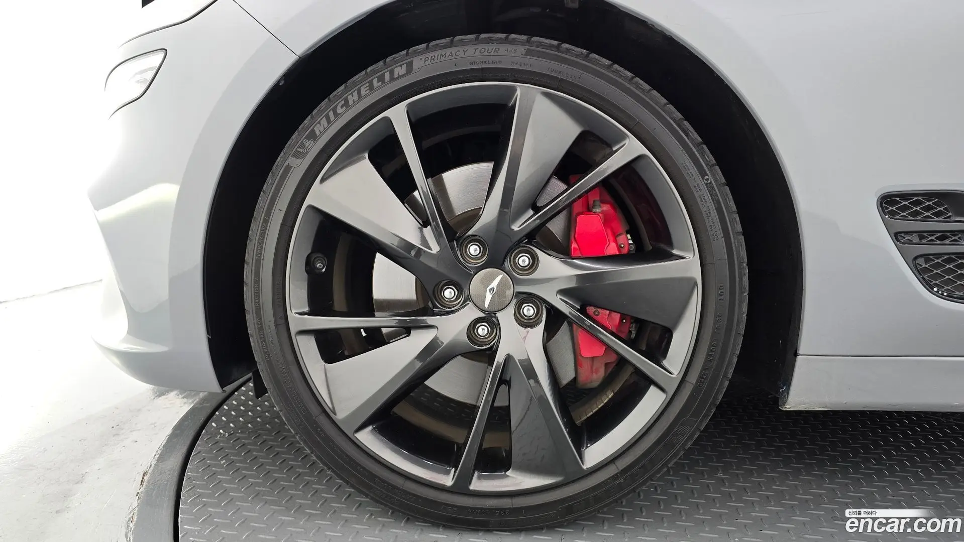 Genesis G70 Gasoline 2.0T 2WD