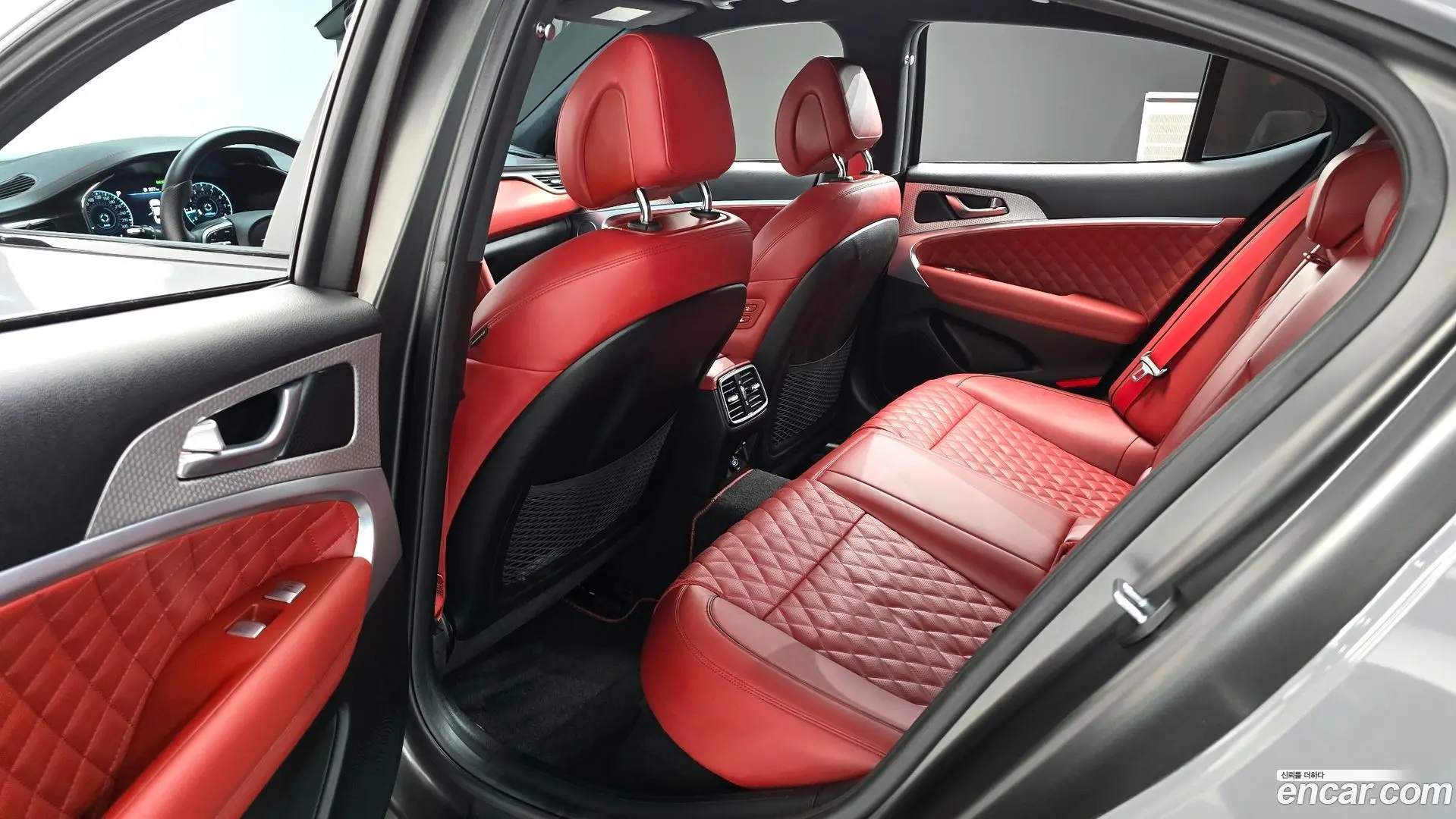 Genesis G70 Gasoline 2.0T 2WD