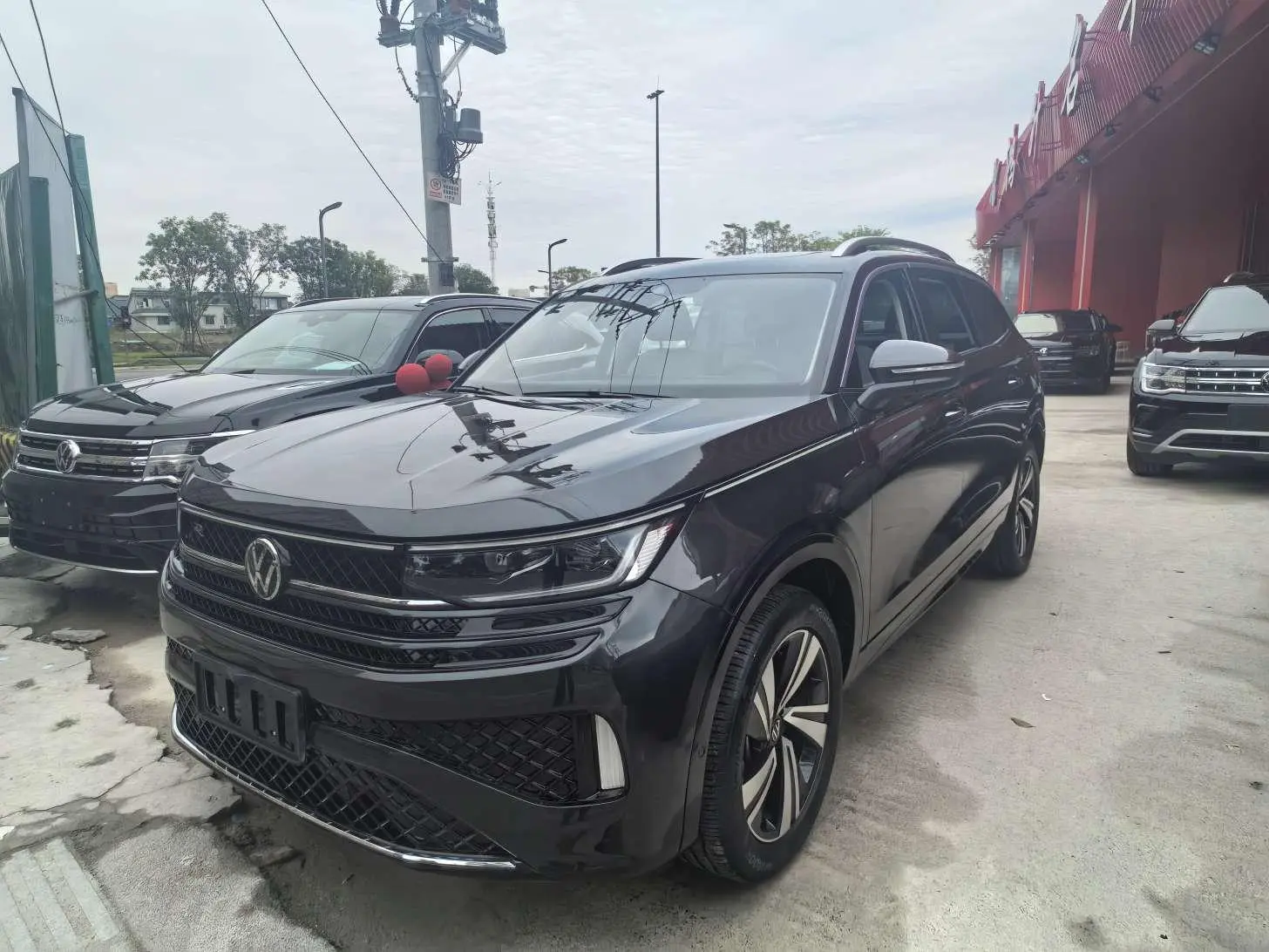 Volkswagen 2024 380TSI 4WD R-line