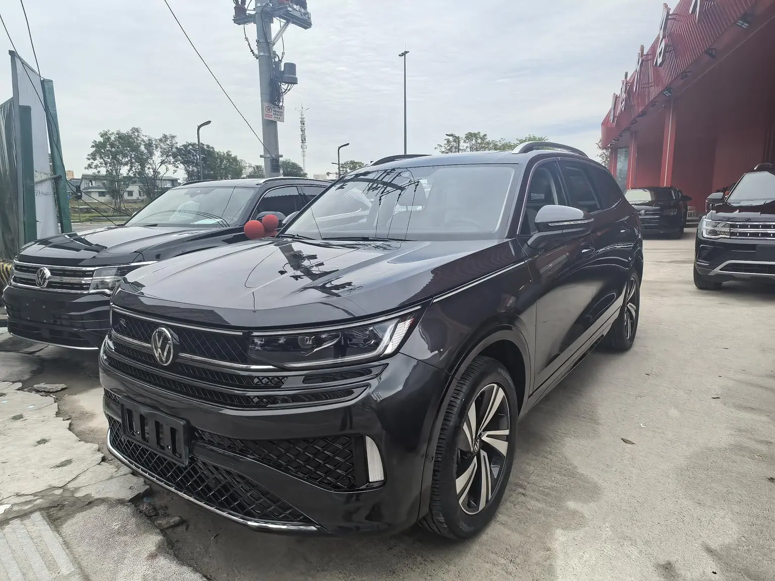 Volkswagen 2024 380TSI 4WD R-line