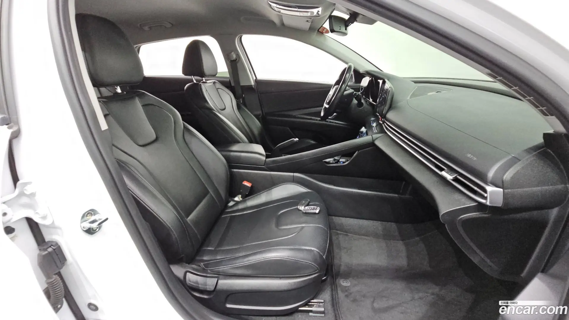 Hyundai AVANTE 1.6 2020