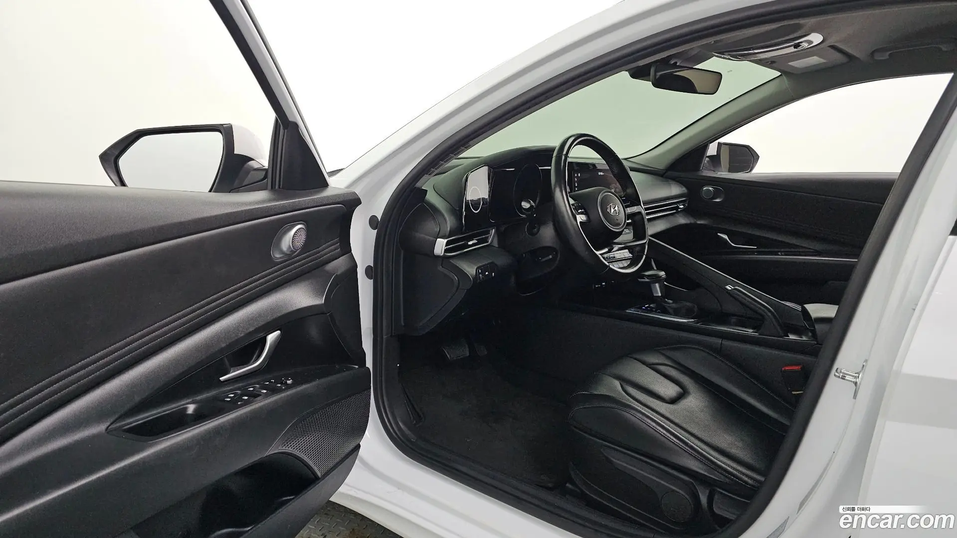 Hyundai AVANTE 1.6 2020