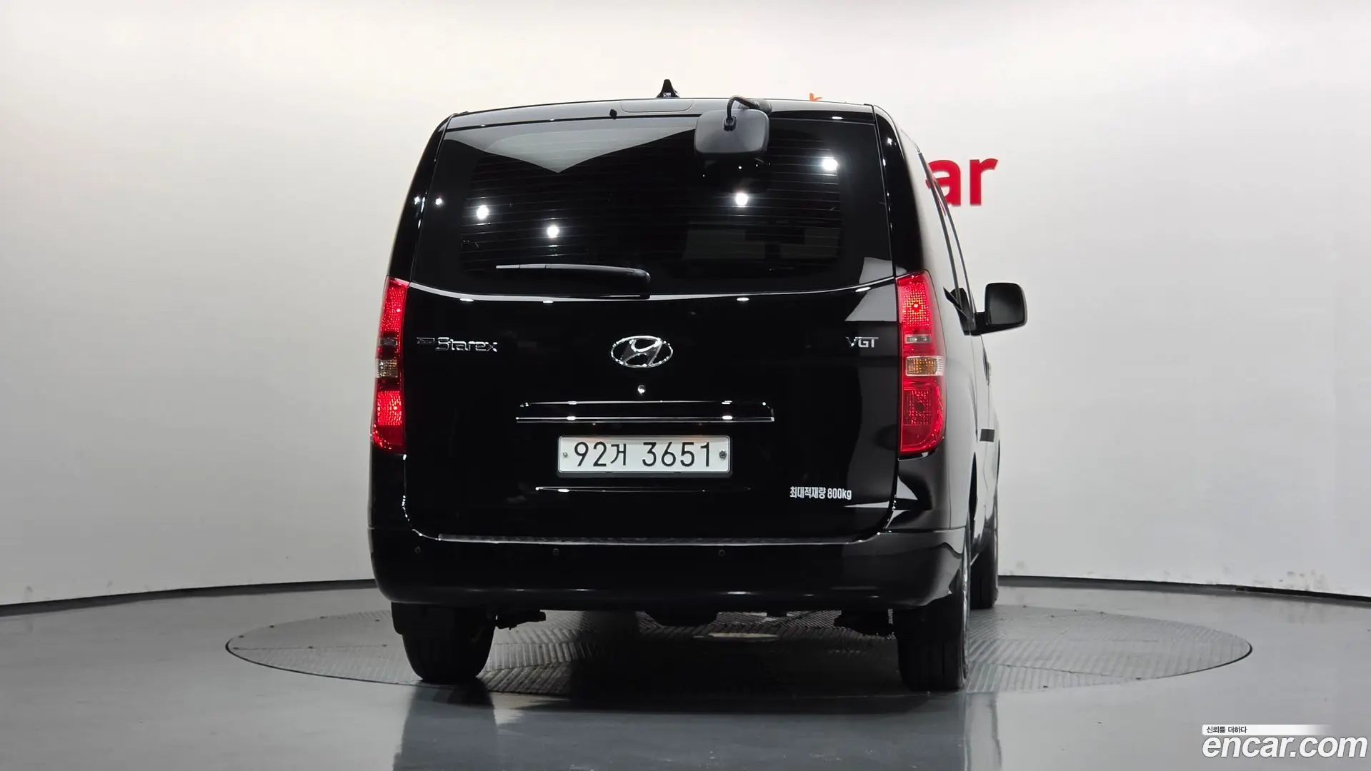 Hyundai Starex Van 3-Seater