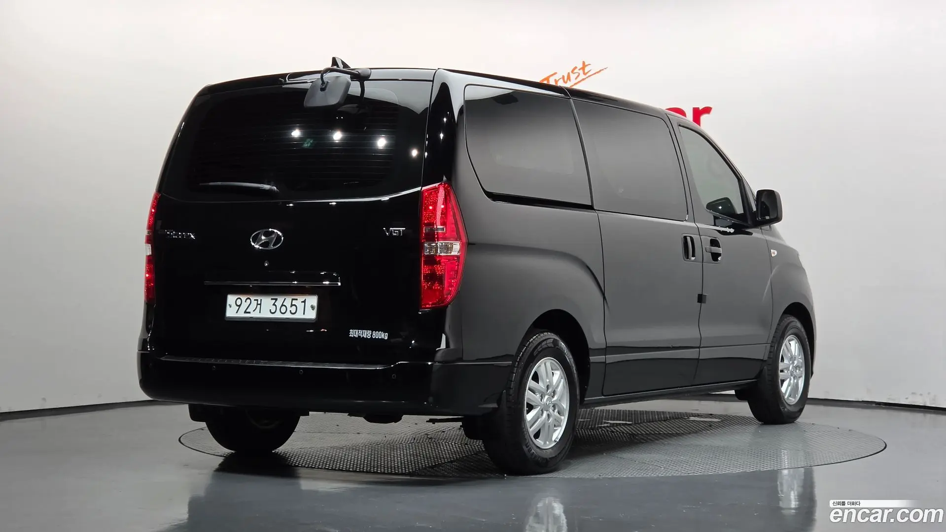 Hyundai Starex Van 3-Seater