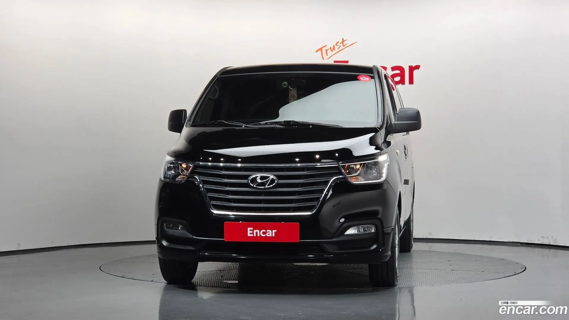 Hyundai Starex Van 3-Seater