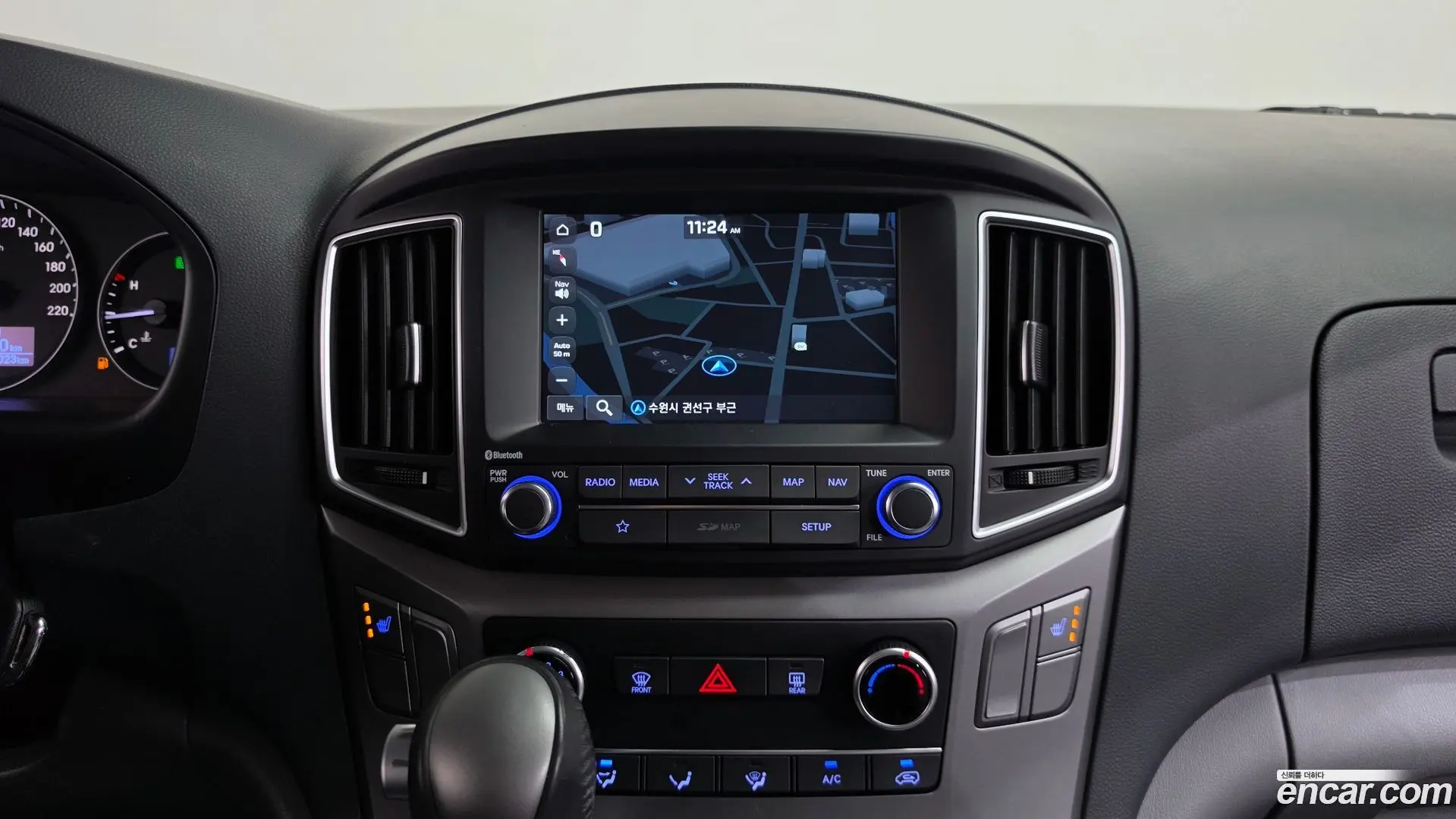 Hyundai Starex Van 3-Seater