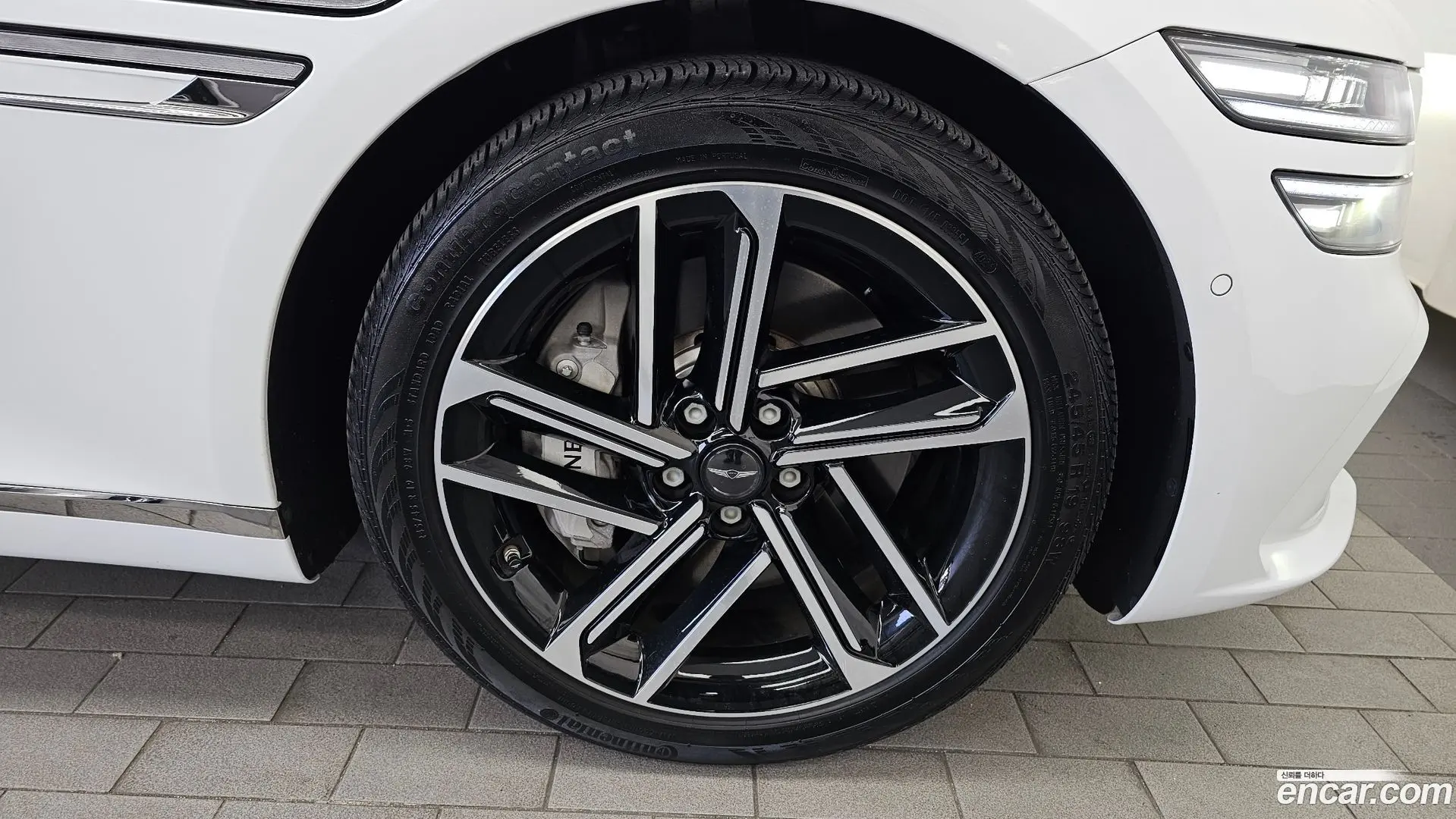 Genesis G80 Gasoline 2.5 Turbo AWD