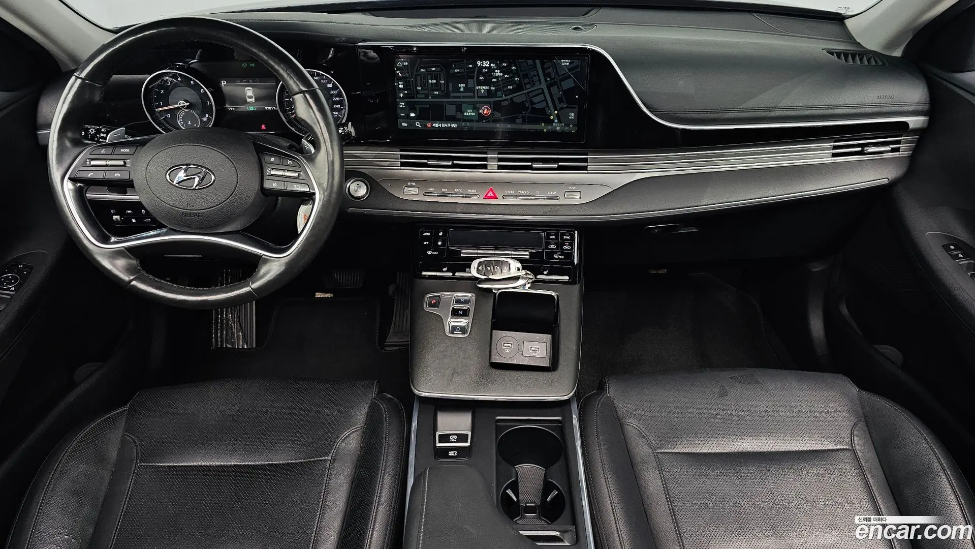 Hyundai Grandeur 3.0 LPi Rent Car