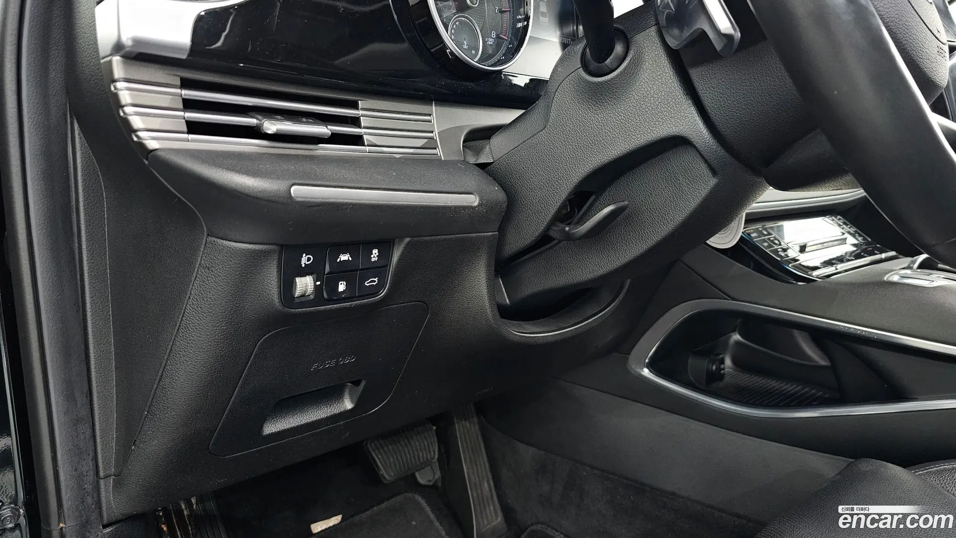 Hyundai Grandeur 3.0 LPi Rent Car