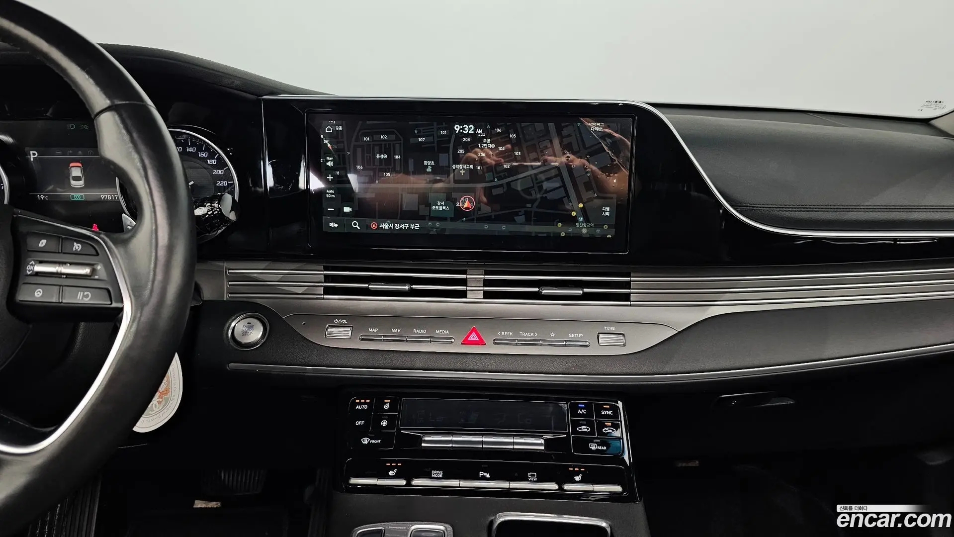 Hyundai Grandeur 3.0 LPi Rent Car
