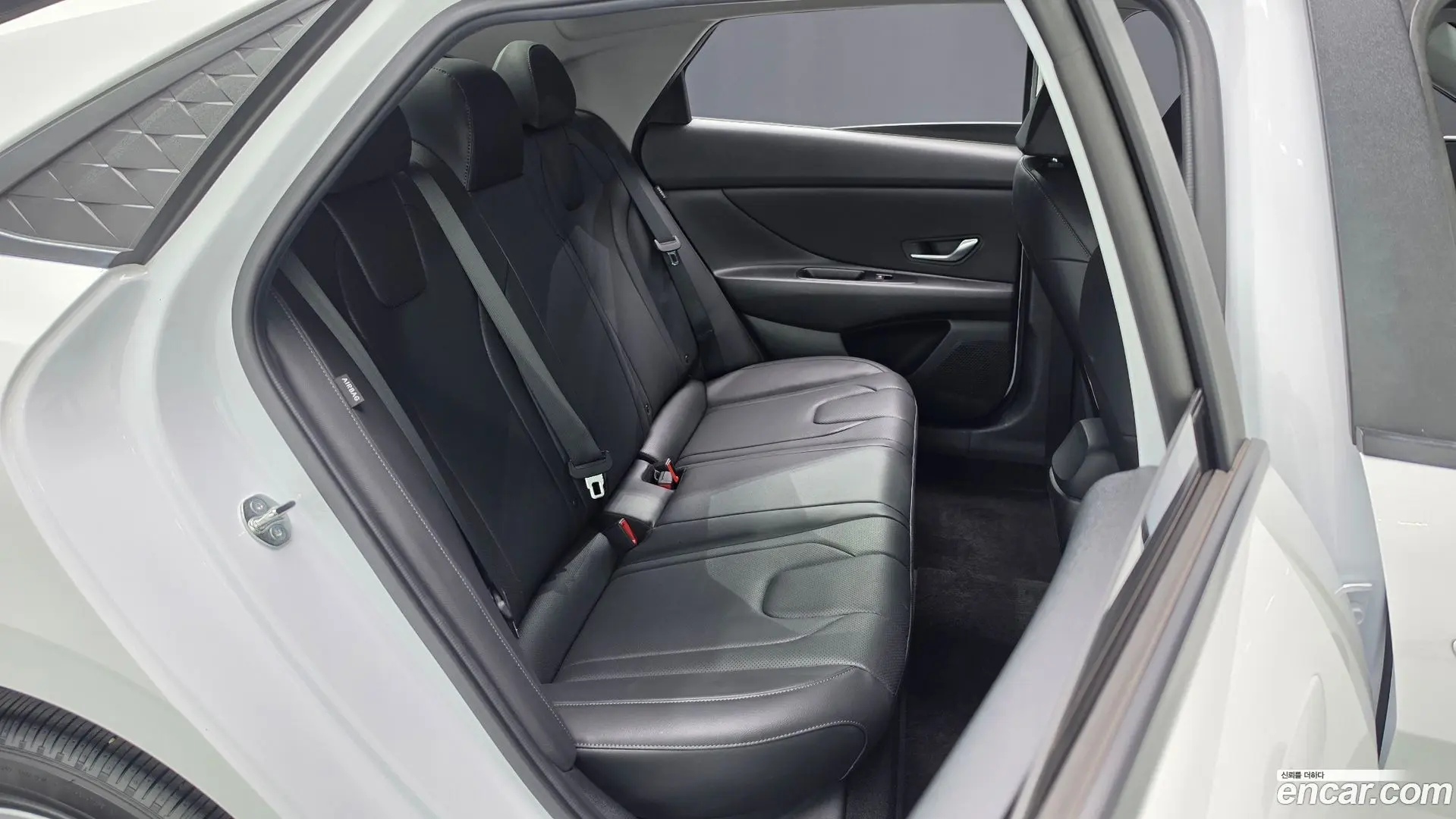 Hyundai AVANTE 1.6 2023