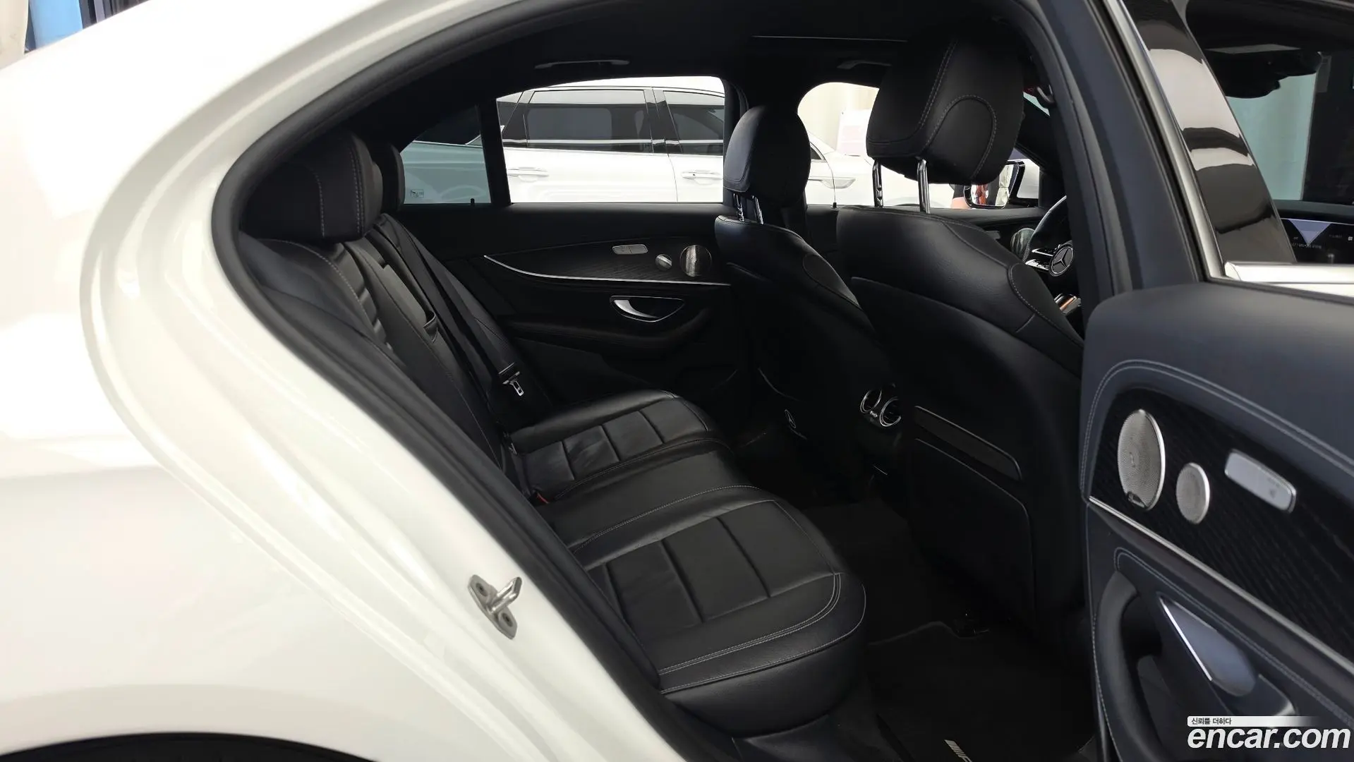 Mercedes-Benz E-Class E220d 4MATIC AMG Line