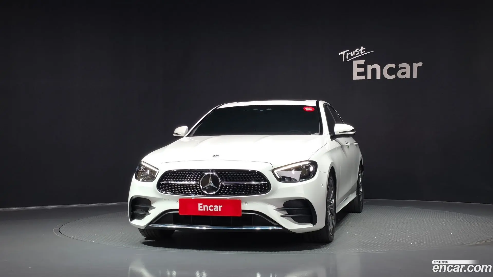 Mercedes-Benz E-Class E220d 4MATIC AMG Line