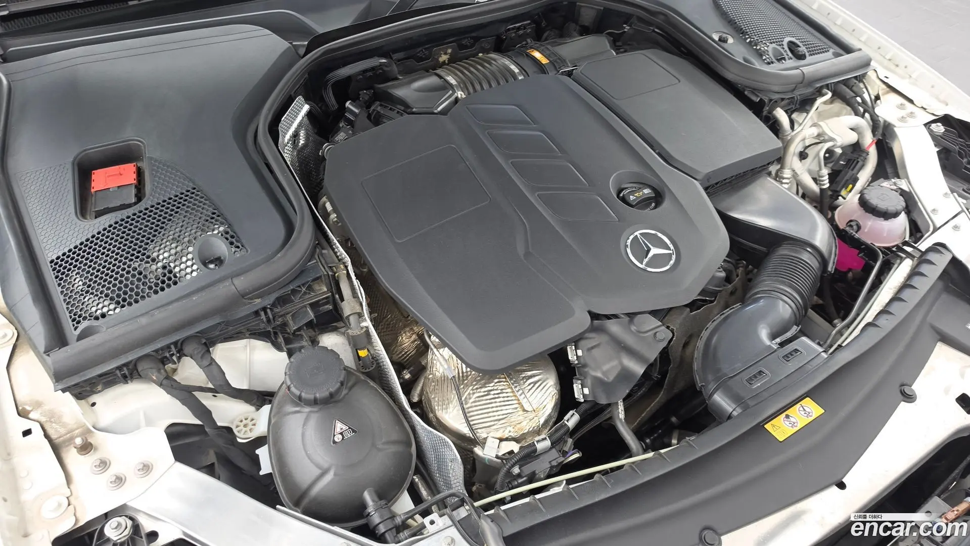 Mercedes-Benz E-Class E220d 4MATIC AMG Line