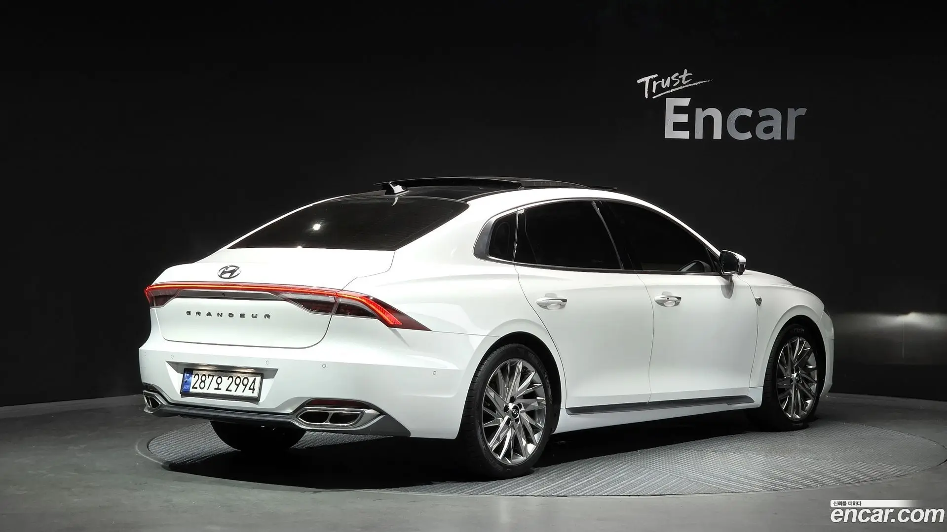 Hyundai Grandeur 3.3