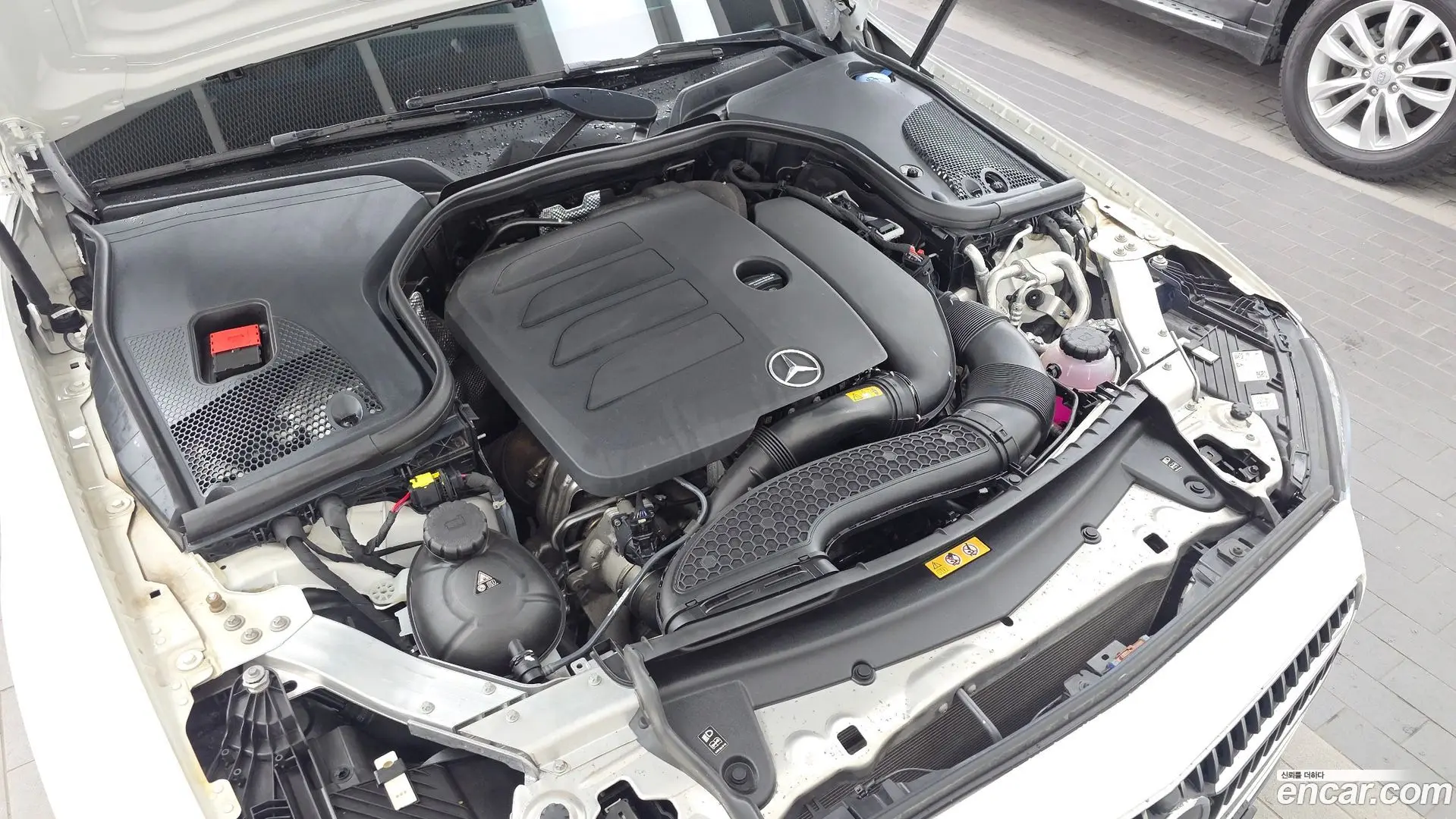 Mercedes-Benz E-Class E350 4MATIC Avantgarde