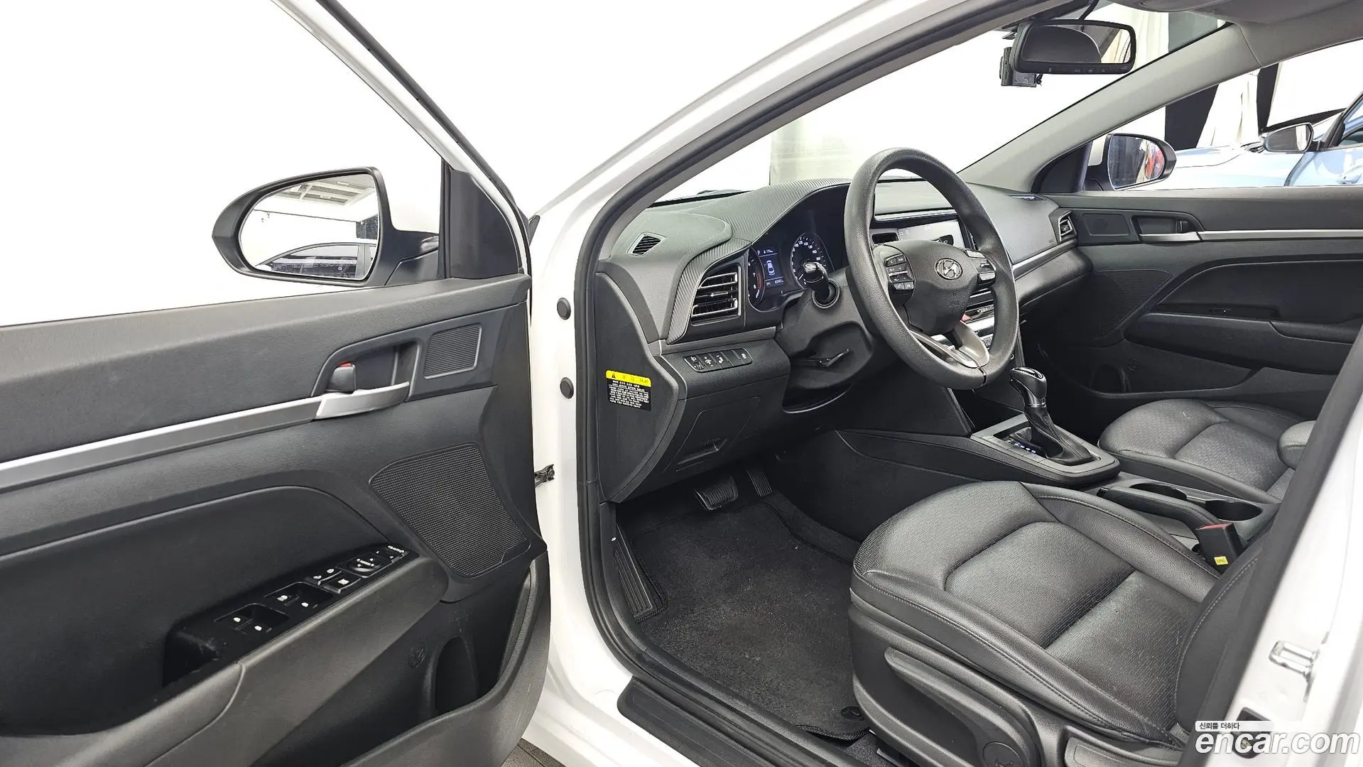 Hyundai AVANTE 1.6 2018