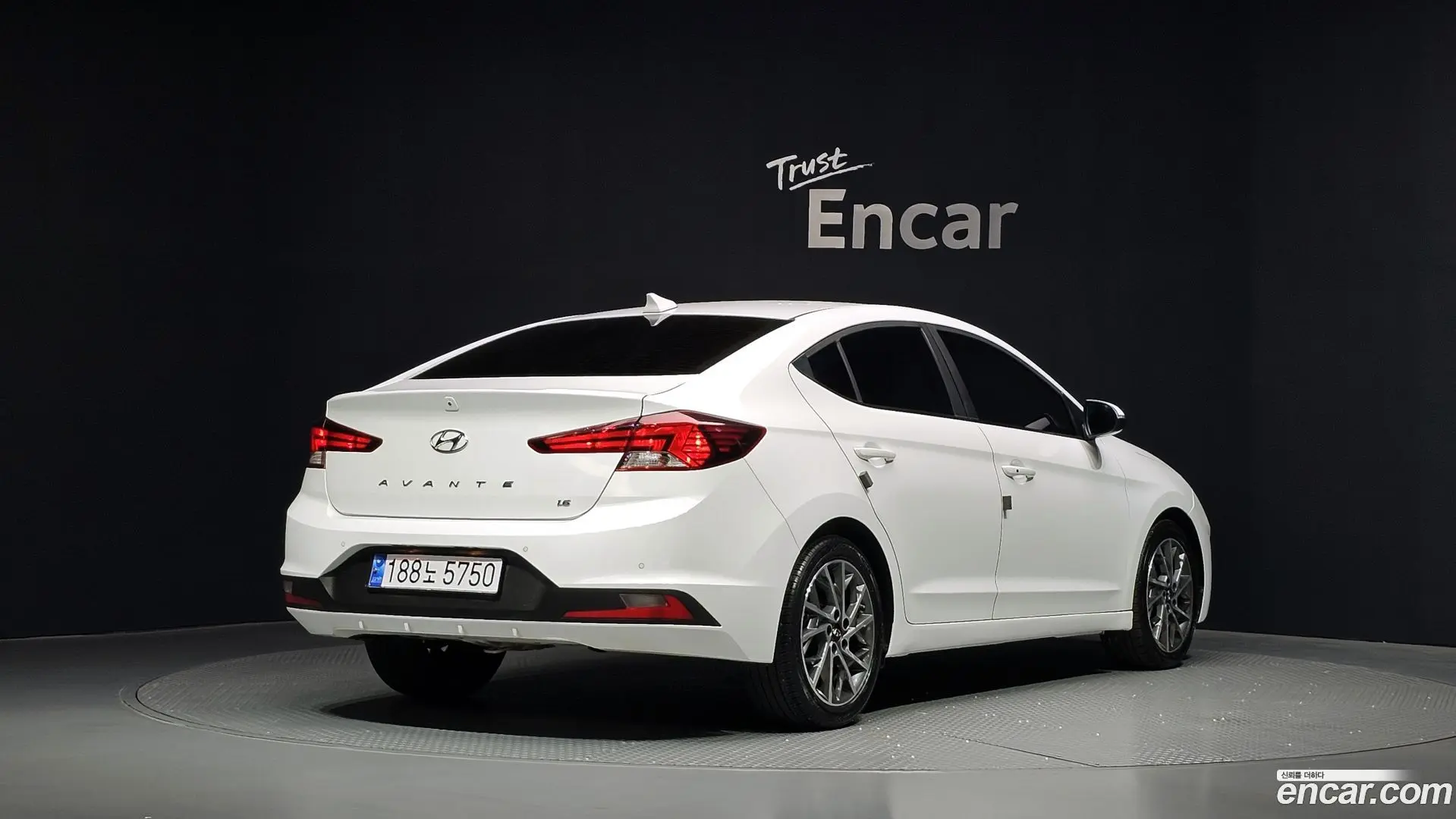 Hyundai AVANTE 1.6 2018