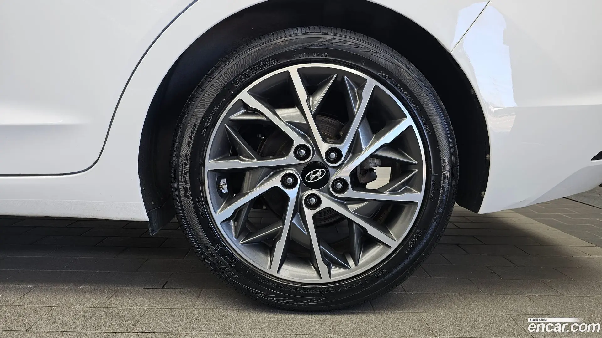 Hyundai AVANTE 1.6 2018