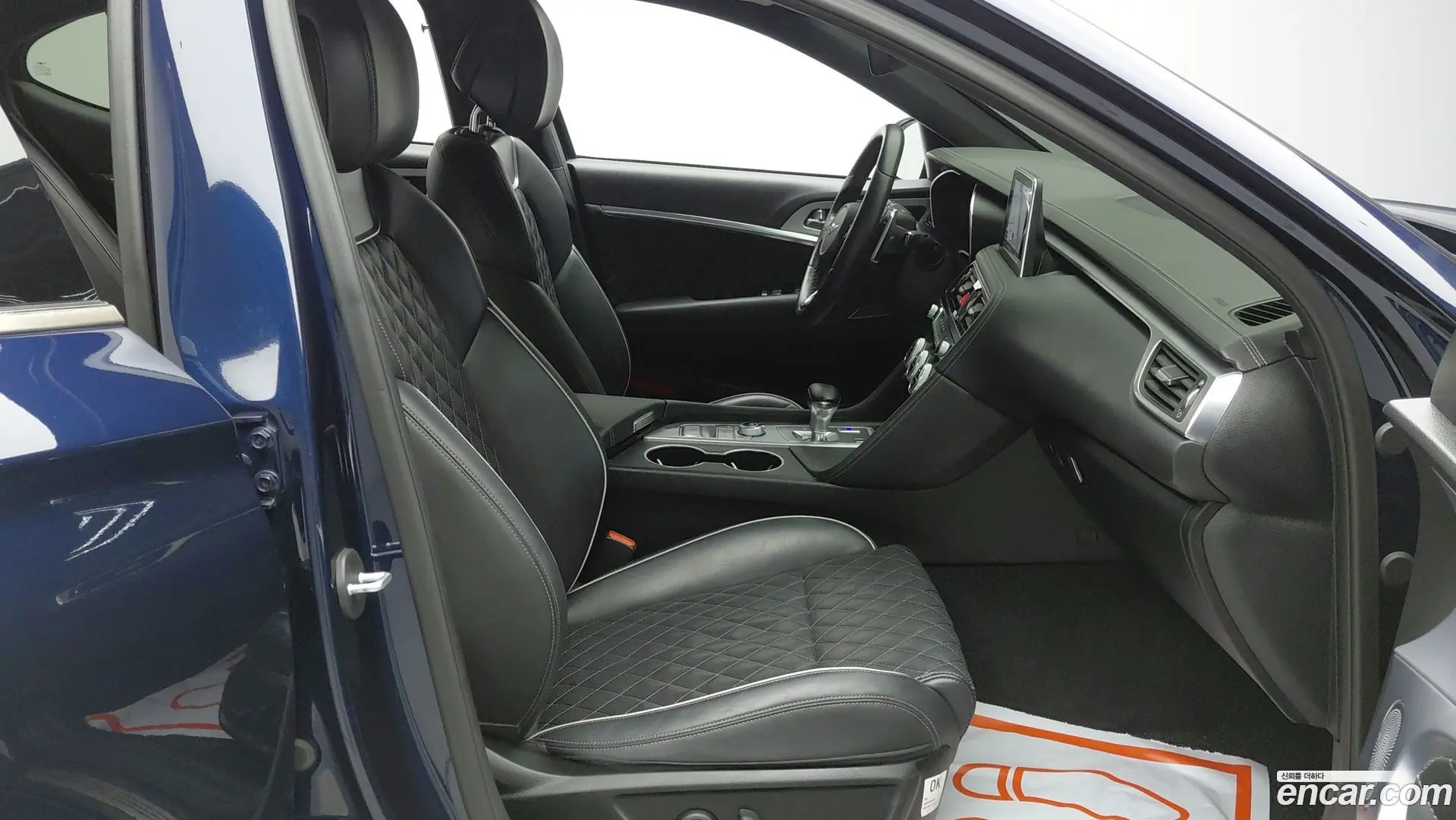 Genesis G70 2.0T AWD
