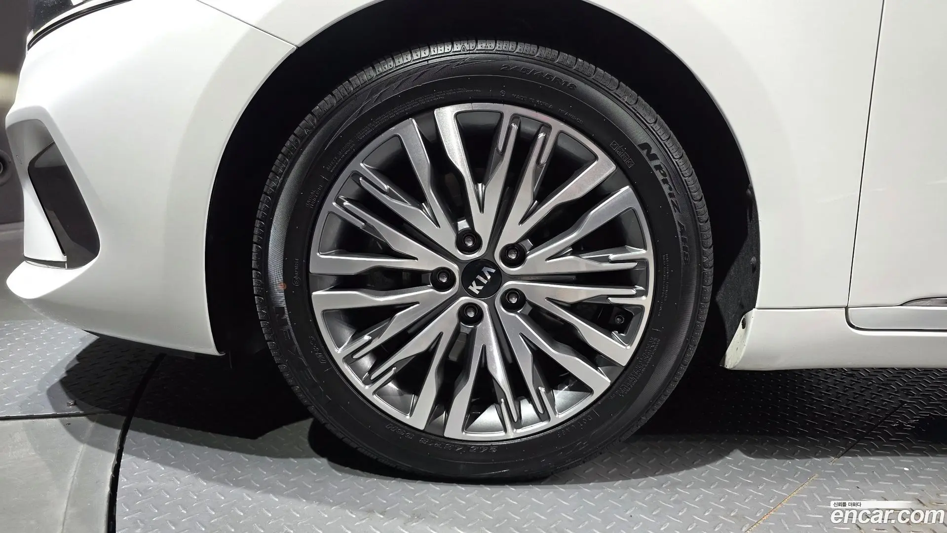 Kia K7 2.5 GDI Noblesse
