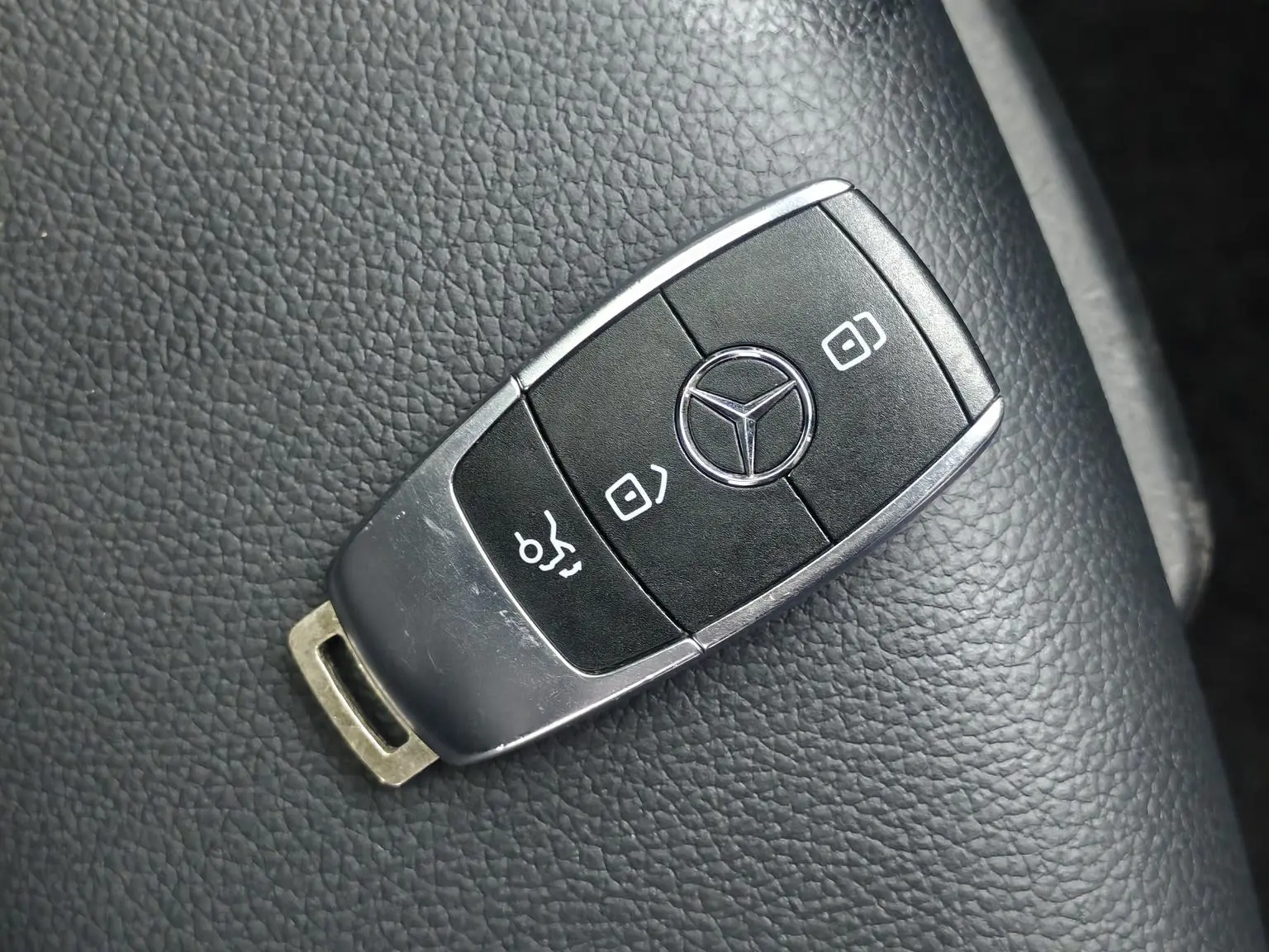 Mercedes-Benz GLB 2022 Facelift GLB 200 Dynamic
