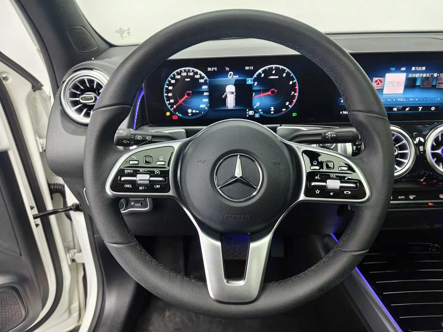Mercedes-Benz GLB 2022 Facelift GLB 200 Dynamic